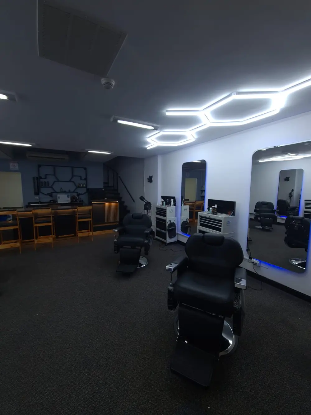 Interior de Legatus Barbería